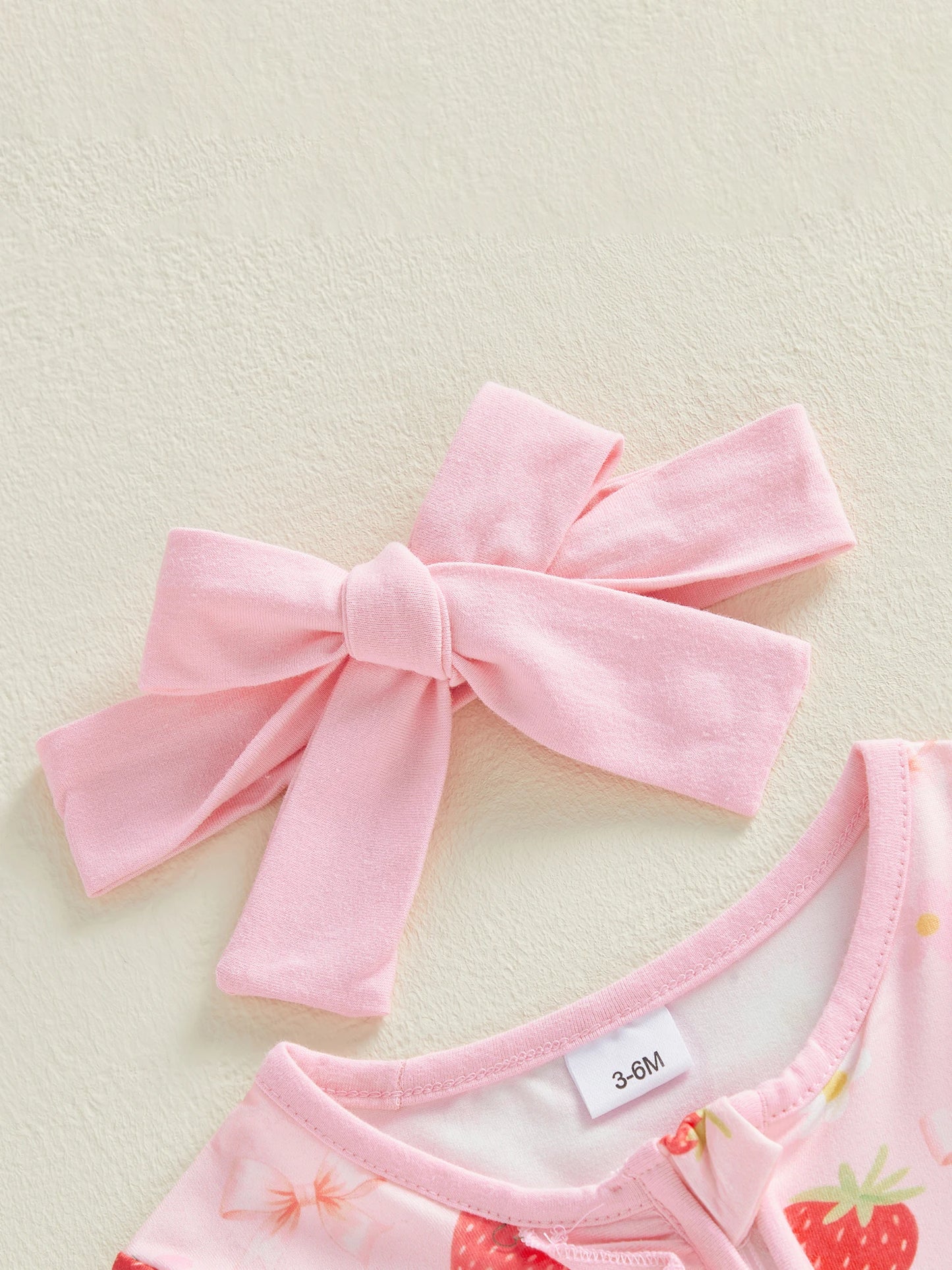 Newborn Baby Girl Footed Romper Strawberry Bow Print Long Sleeve Zip Up Round Neck Ruffled Jumpsuit with Headband