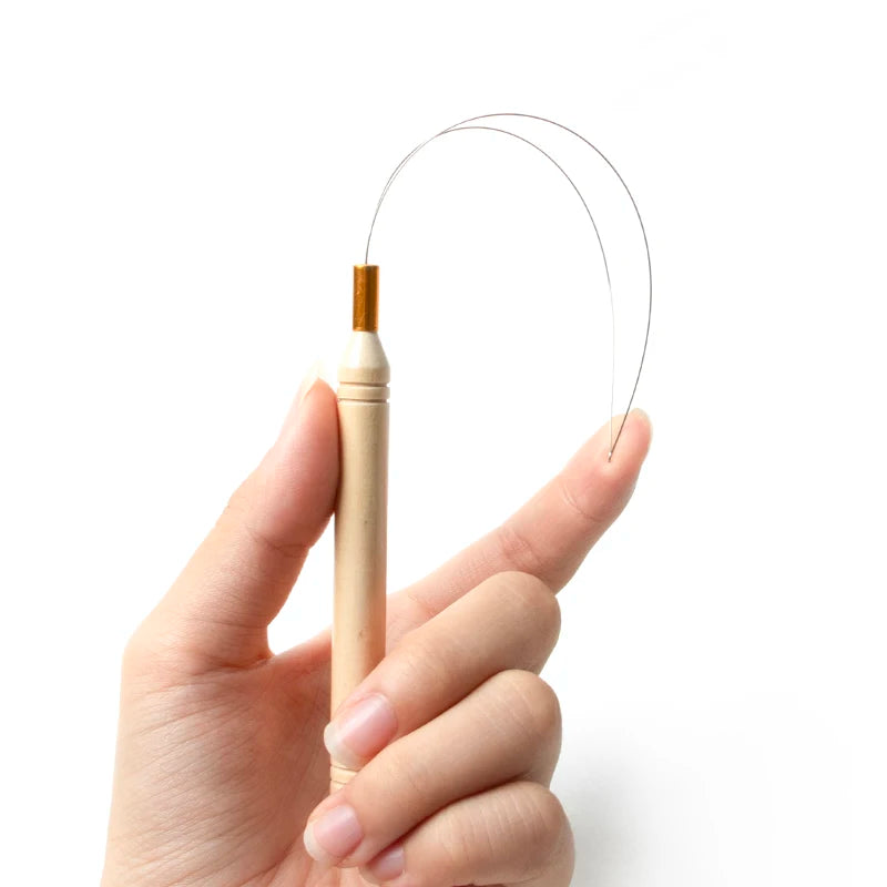 Wig installation kit includes hair extensions pliers, Beading tool and 250pcs silicone rings for hair extension accessories