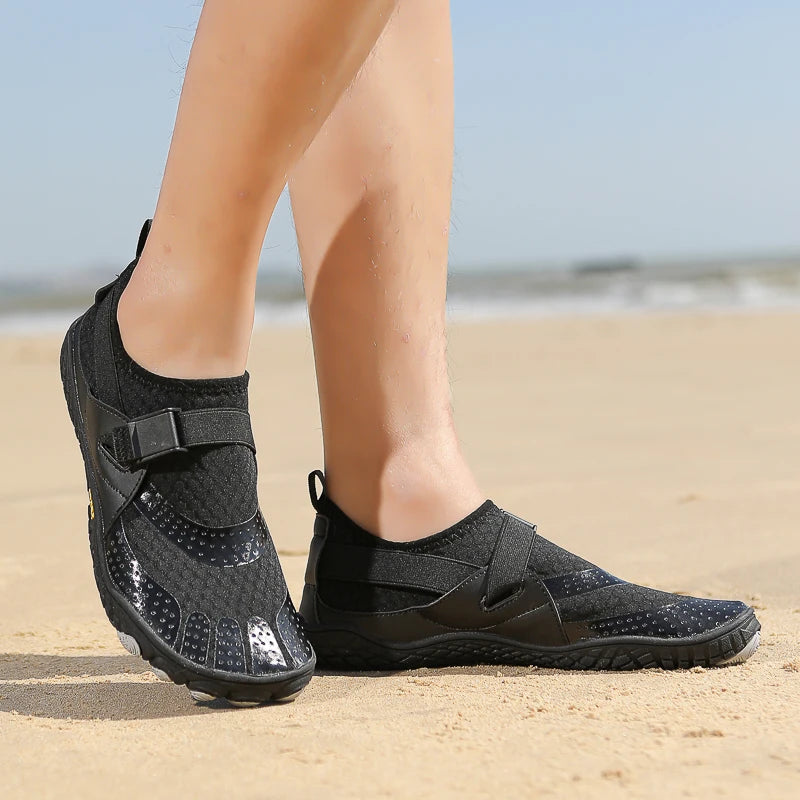 2024 Quick-Dry Women's Men's Waterproof Water Sneaker Barefoot shoes Snorkeling shoes zapatos de agua hombres Men's sandals36-48