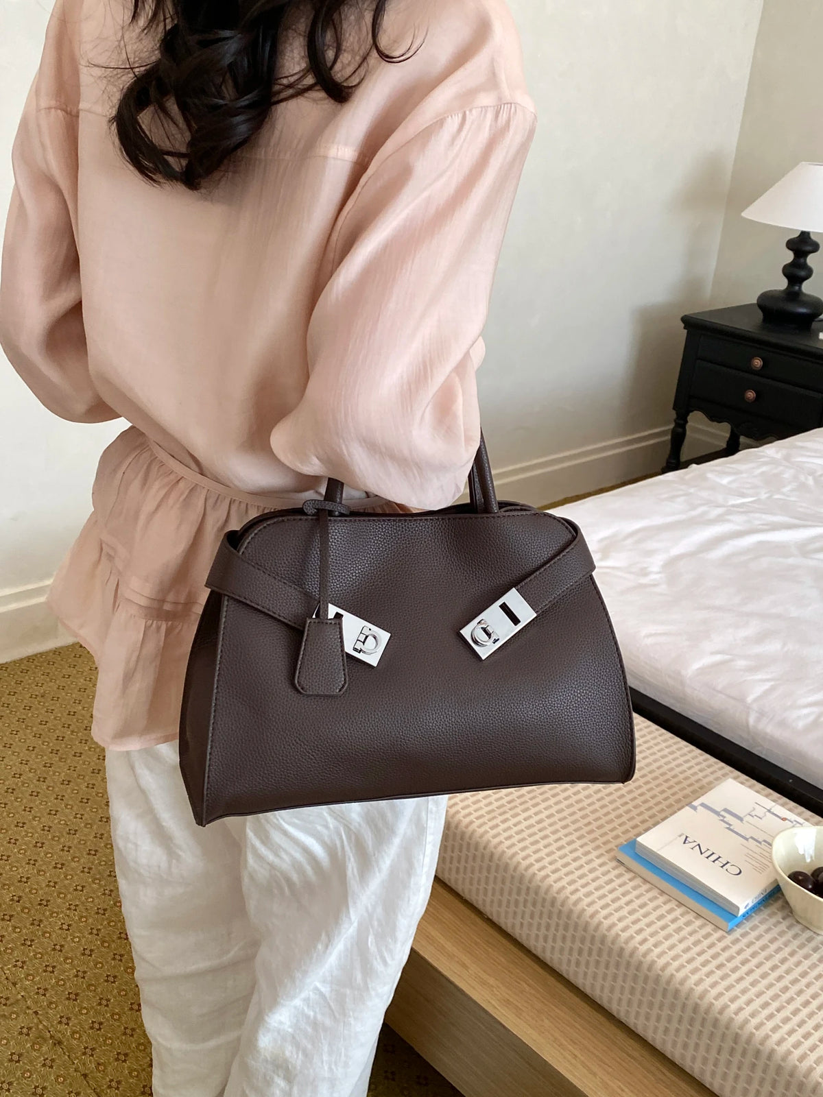Luxury Brand Diaper Bag, Famous Designer Popular Classic Elegant, Leather Ladies Shoulder Messenger Purse