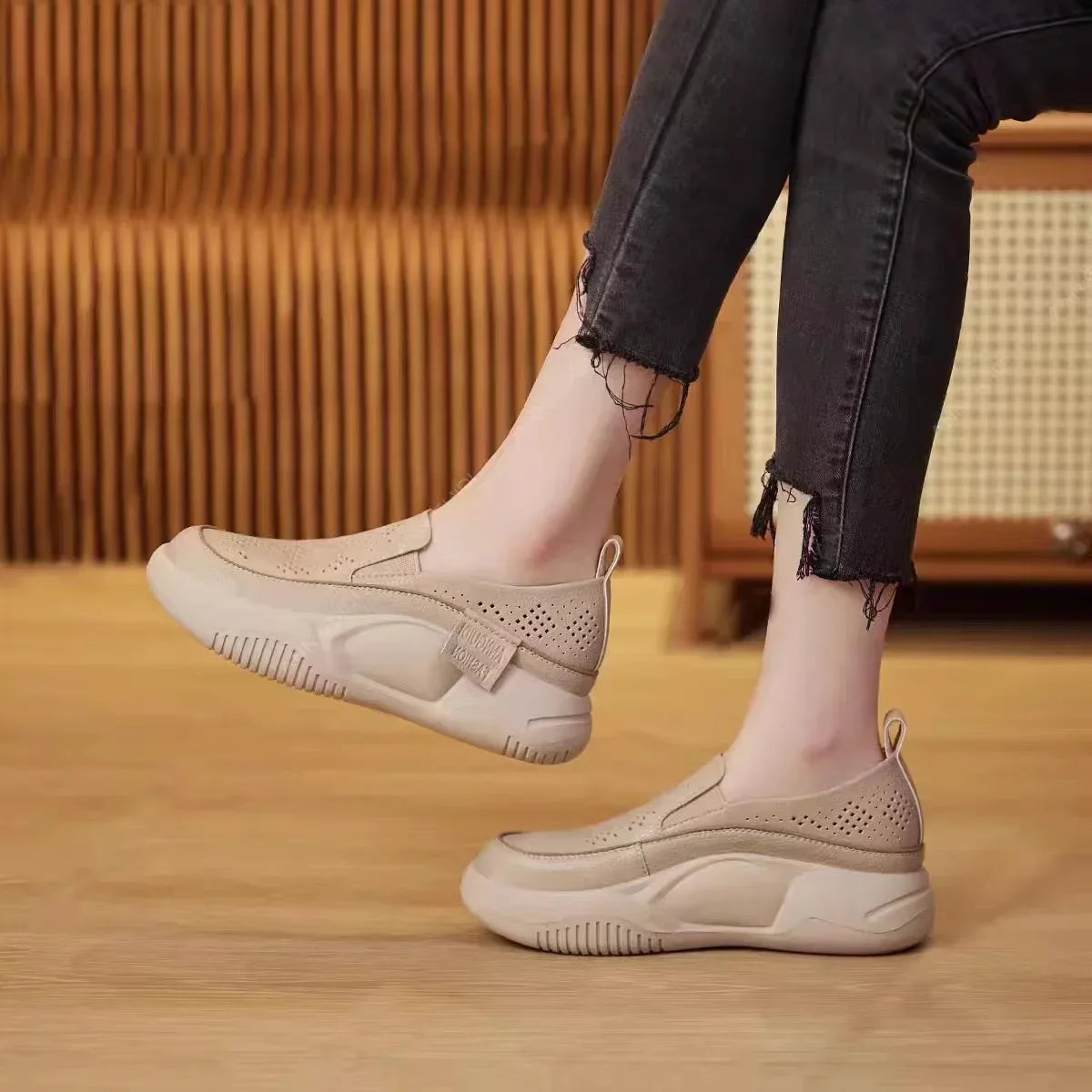 Ladies Shoes Summer New Women's Flat Shoes Comfortable Soft-soled Women's  Thick-soled Casual Slip-on Casual 2024