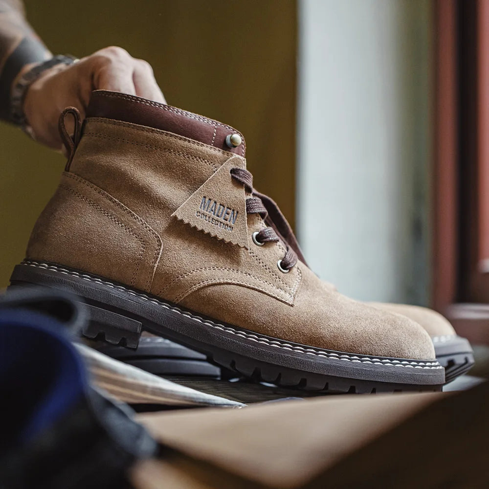 Maden Autumn and Winter Mid-top Work Boots for Men Round-toed Flat-heeled Boots Retro Outdoor Shoes Wear-resistant Rubber Sole