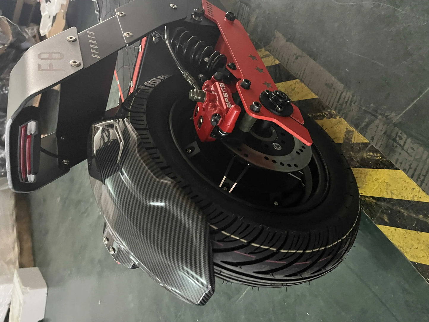 Racing Electric Scooter 72v 15000w QS Motor 16inch Tyre Fast Speed 110-140KMH Battery 50-60ah Range 120-180KM Electric Scooter