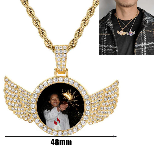 HHIOK Custom 18K Gold Plated Cubic Zircon Photo Pendant Medallions Wing Circle Pendant Necklace Personalized Wholesale