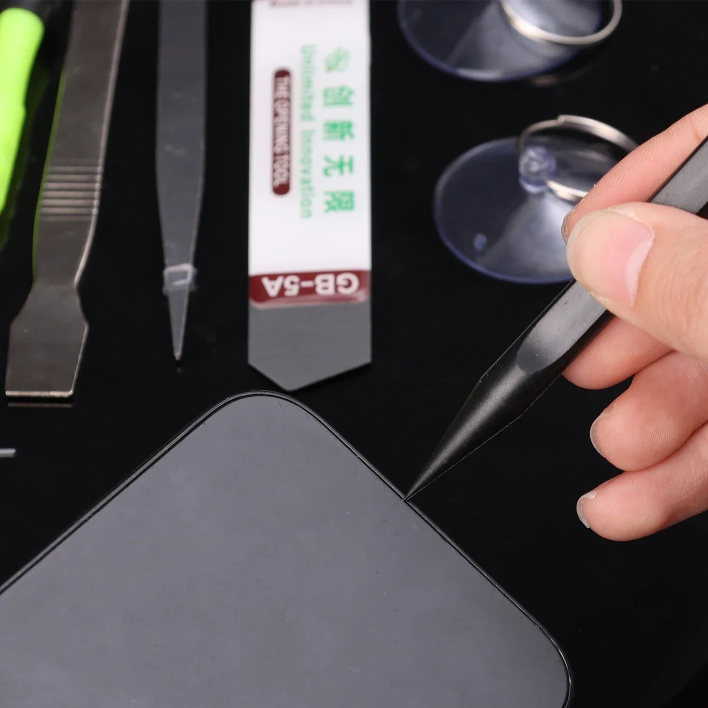 22 in 1 Mobile Phone Repair Tools Opening Screwdriver Set Disassemble Hand Tool Kit for iPhone iPad Laptop Computer Opening Tool