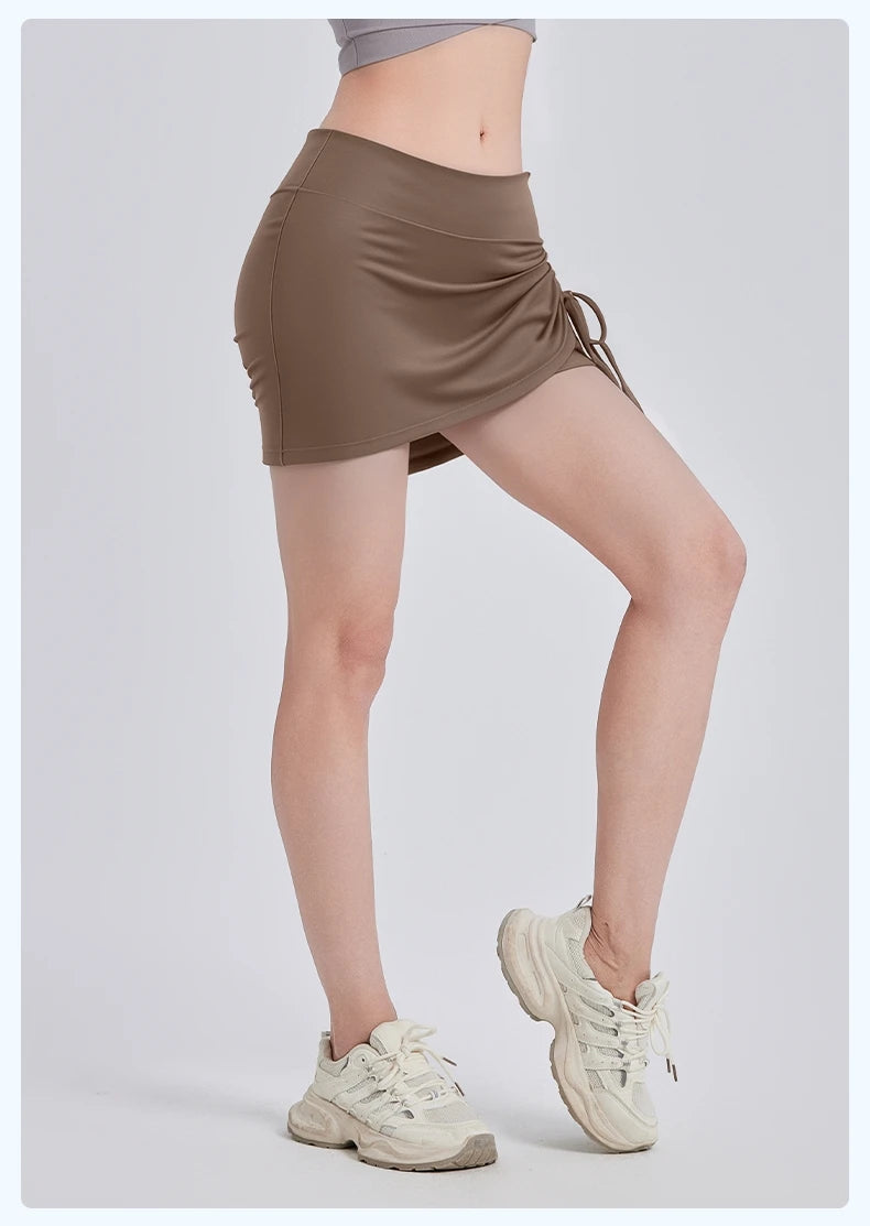 2025 New Wrinkled Sports Skirts Women Fashion Gym Skirts High Waist Hip Lift Running Yoga Fitness Skirt 2 in 1 Athletic Skort