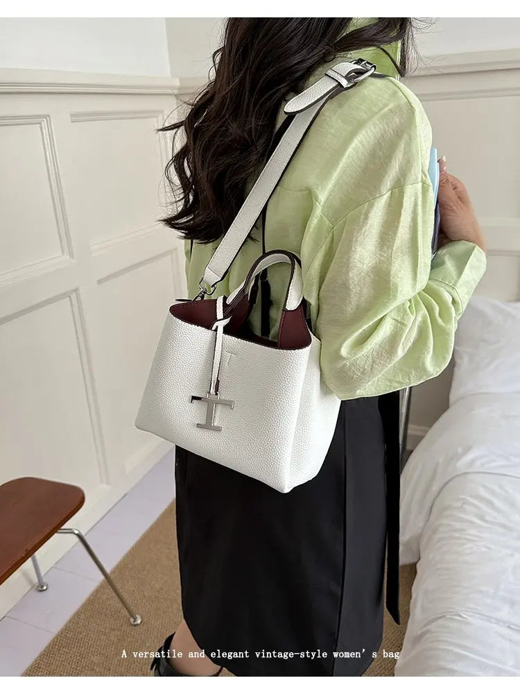 Unique High-End Leather Diaper Bag: Elegant Crossbody Messenger Bag For Women With Vintage Designer Look And Large Capacity