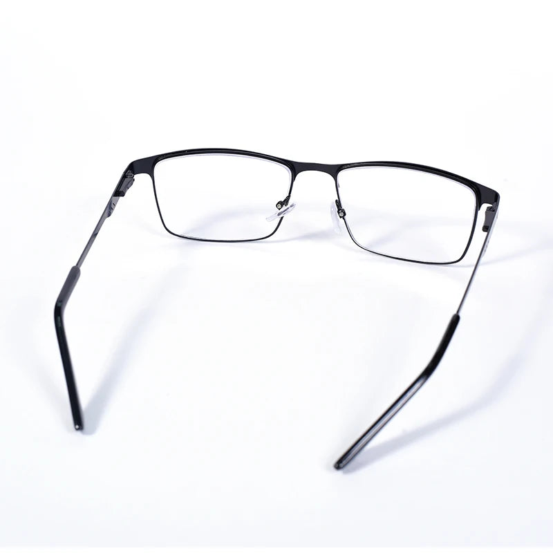 2025 NEW Men Blue light blocking Reading Glasses for Men Metal Full Frame Readers Magnifier Presbyopia Lens Eyewear +75+100+125