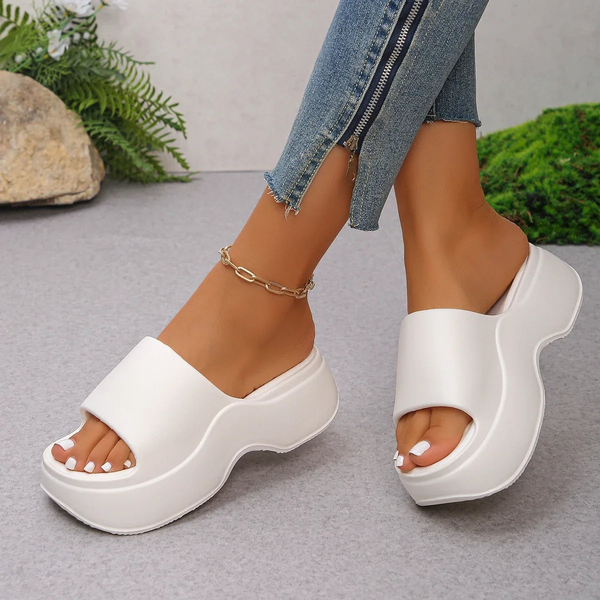 Chunky Platform Slippers for Women Summer 2025 Comfortable Wedge Heels Sandals Woman Solid Non Slip Eva Thick Sole Slides Shoes