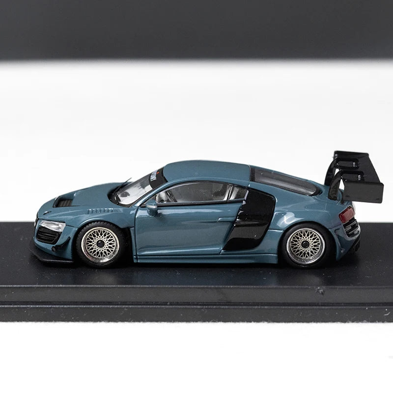 LMF 1:64 R8 LMS Ultra Racing alloy car model