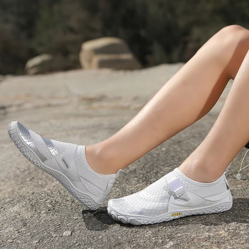 2024 Quick-Dry Women's Men's Waterproof Water Sneaker Barefoot shoes Snorkeling shoes zapatos de agua hombres Men's sandals36-48