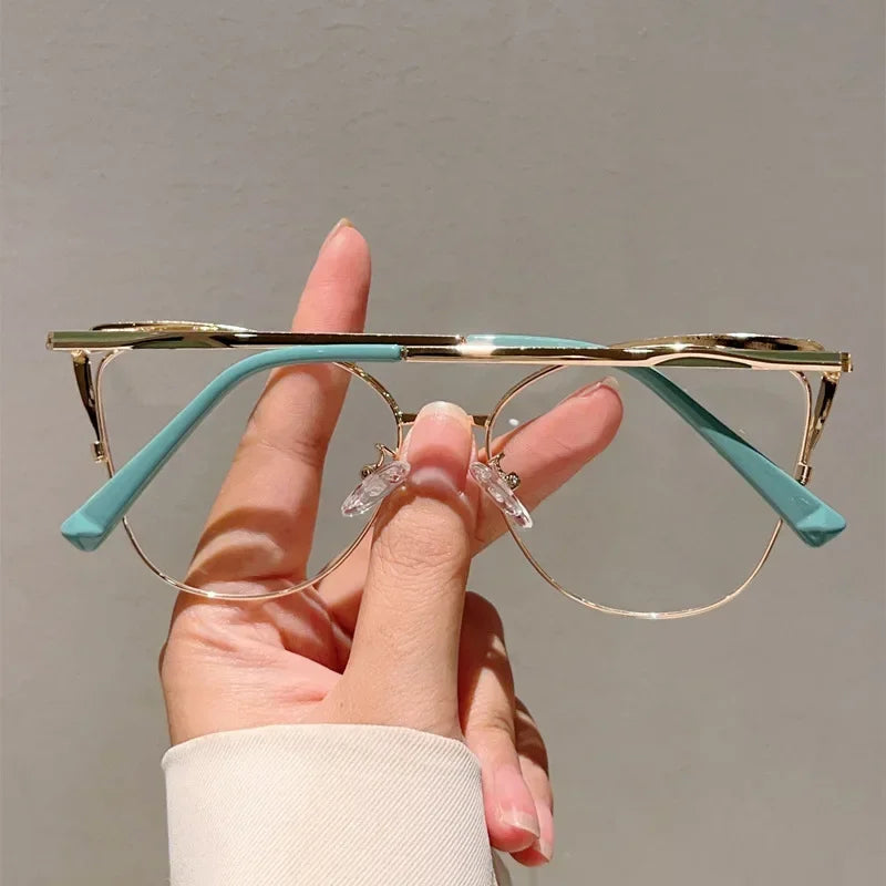 New Simple Metal Anti Blue Light Glasses for Women Fashion Vintage Cat Eye Glasses Business Computer Goggles Eyeglasses Whosale