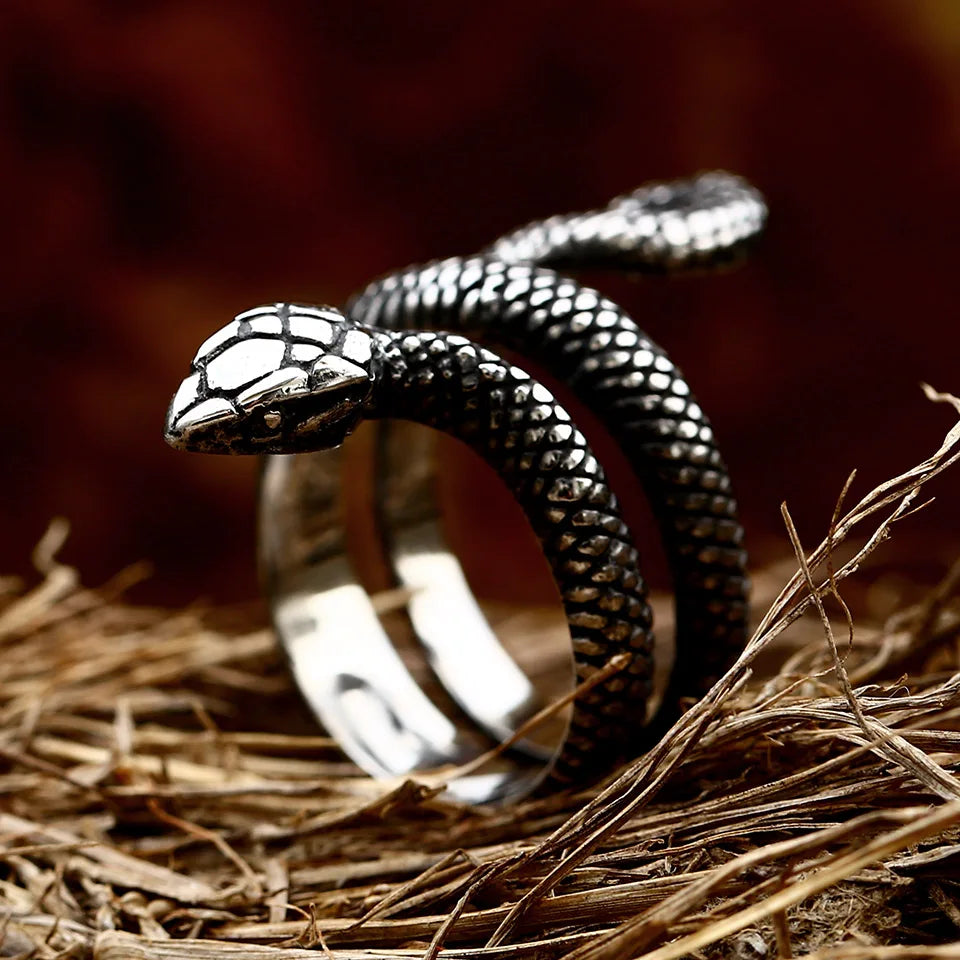 BEIER New Fashion 316L Stainless Steel Rattler Snake Ring Punk Cool Gothic Women Men  Unisex Serpent Stainless Steel Jewelry