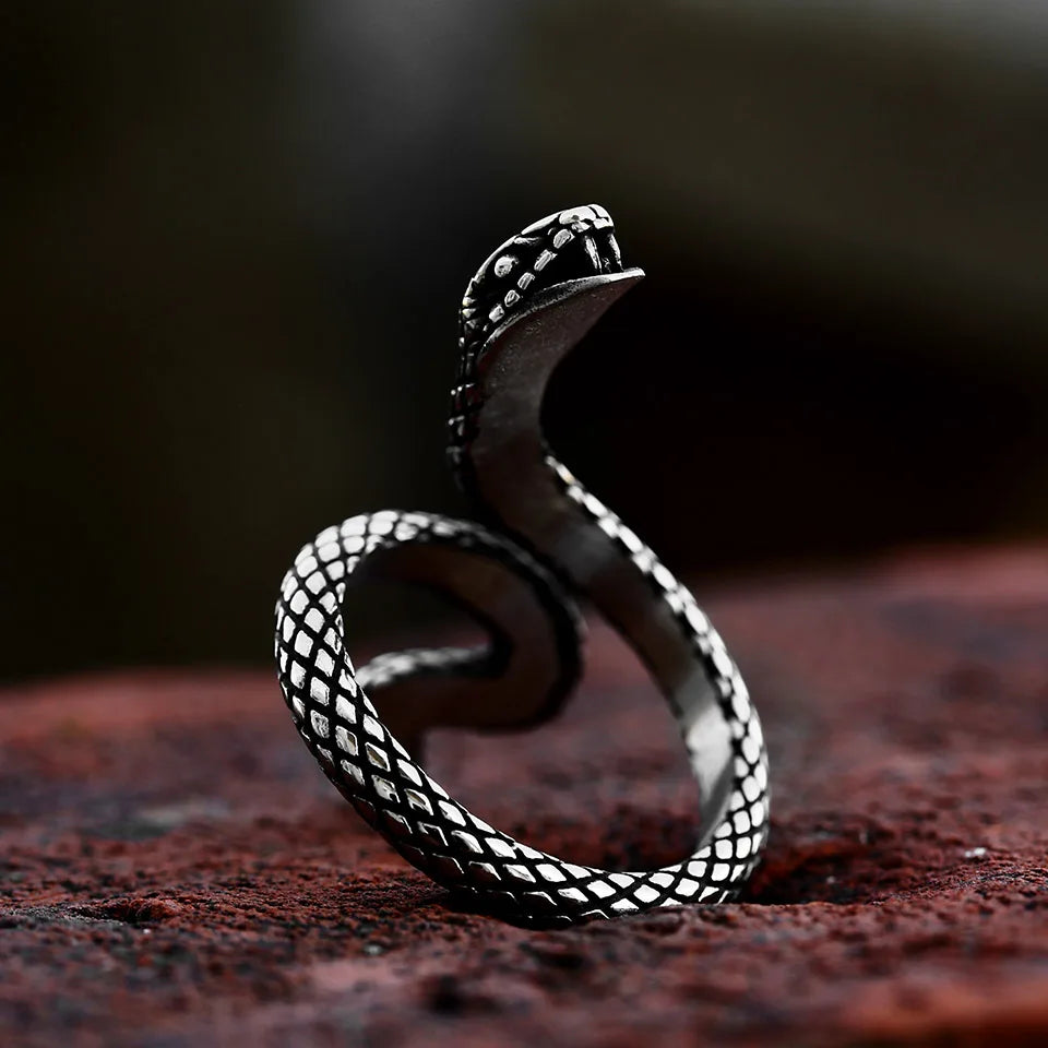 BEIER New Fashion 316L Stainless Steel Rattler Snake Ring Punk Cool Gothic Women Men  Unisex Serpent Stainless Steel Jewelry