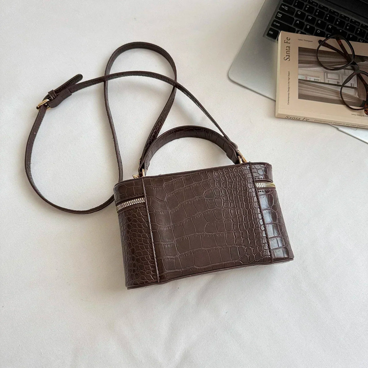 Luxury Crocodile Pattern Box Handbag for Women Elegant Faux Leather Mini Crossbody Bag Portable Top Handle Shoulder Purse