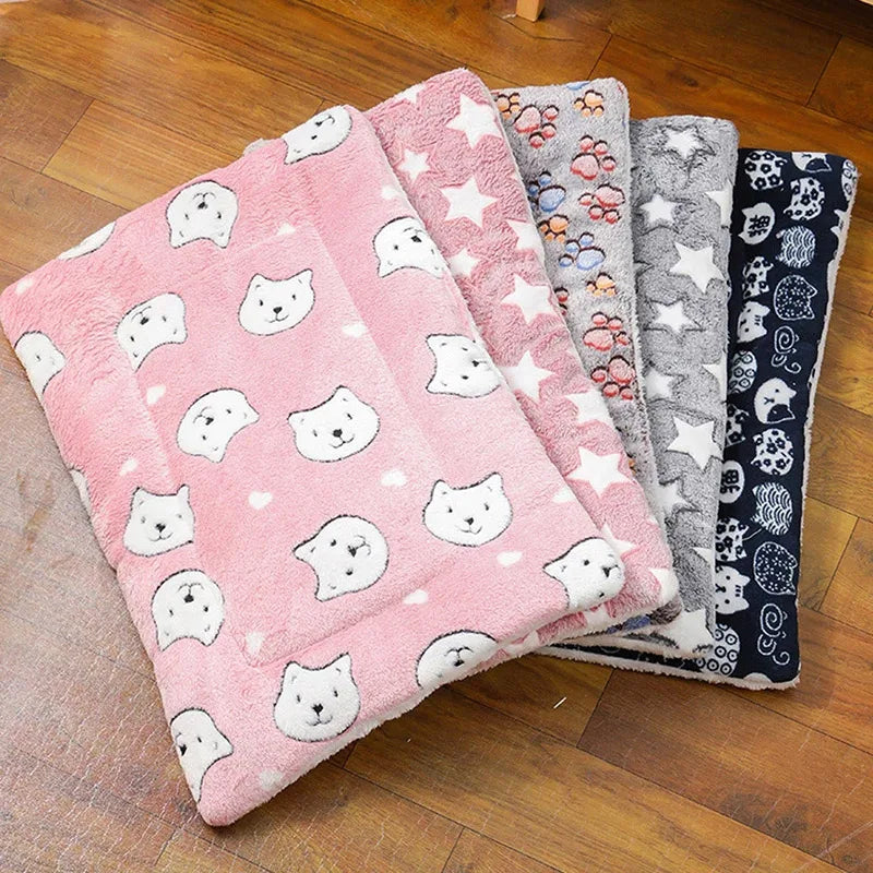 Thicken Cat Dog Mat Breathable Flannel Soft Pet Cushion for Dog Cats Winter Warm Cat Sleeping Mat Pet Bed Blanket Home Accessory