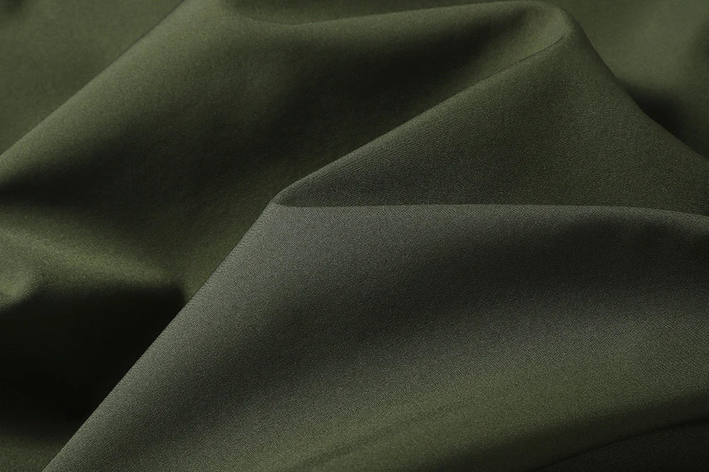 Men's hooded tactical jacket for autumn and winter outdoor windproof waterproof warm hiking camping and fishing durable jacket