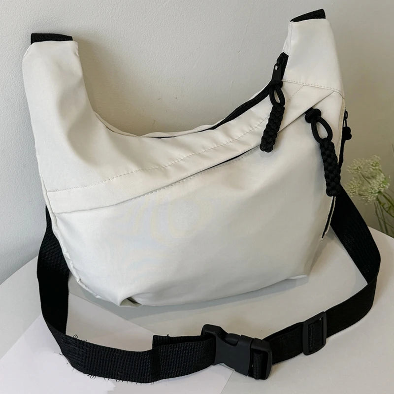 New Style Crossbody Handbag for Women, Fashionable Mini Street Small Shoulder Bag, Lightweight and Single-Shoulder Design.