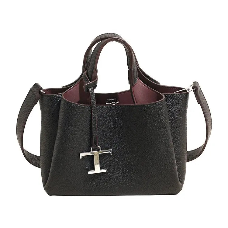 Unique High-End Leather Diaper Bag: Elegant Crossbody Messenger Bag For Women With Vintage Designer Look And Large Capacity