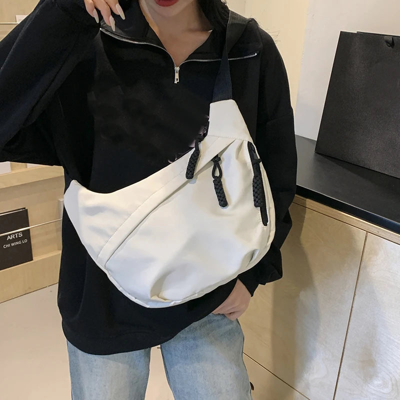 New Style Crossbody Handbag for Women, Fashionable Mini Street Small Shoulder Bag, Lightweight and Single-Shoulder Design.