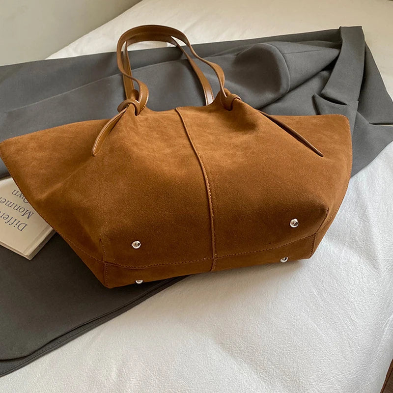 Luxury Large Capacity Women's Underarm Wing Bag, Female French Commuter Wings Handheld Shoulder Bag, Underarm Shopper Tote Bag