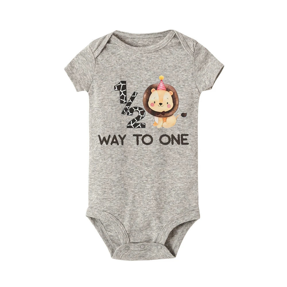 1/2 Way To One &lion Pattern Print Baby Boys Romper Baby's Half Birthday Short Sleeve Bodysuit Birthday Party Infant Clothing