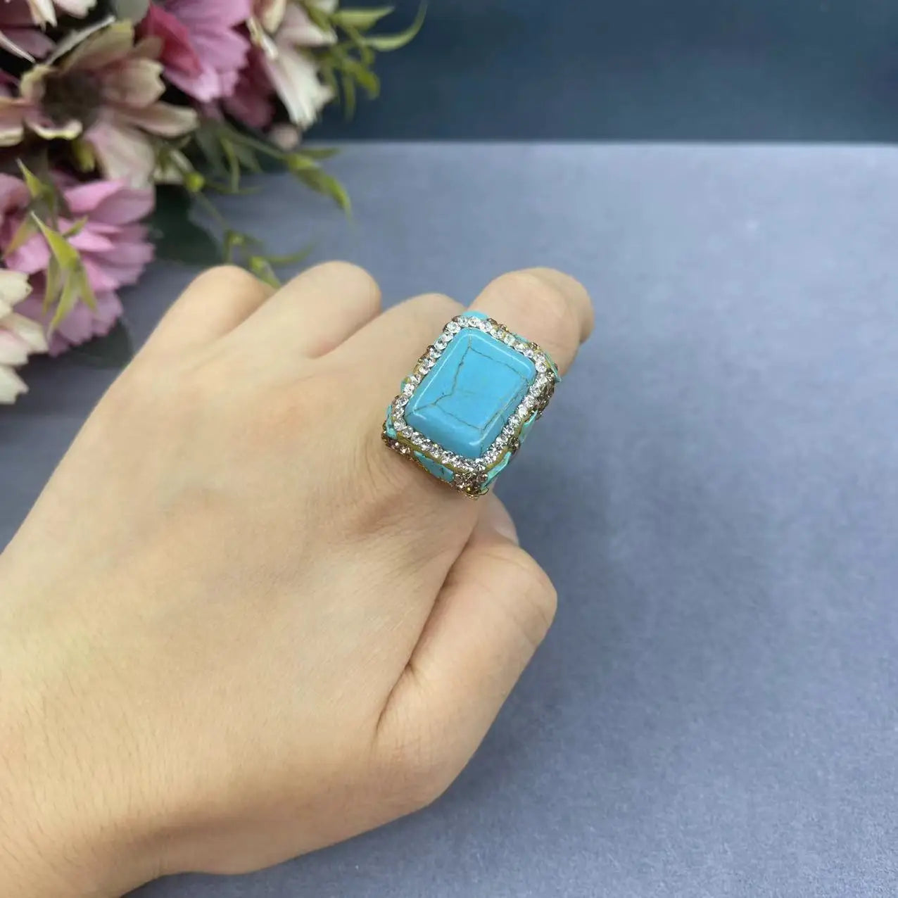 Vintage Turquoise Jewelry Fashionable Inlaid with Turquoise Jewelry Necklace Earrings Ring Bracelet for Women Party Gift