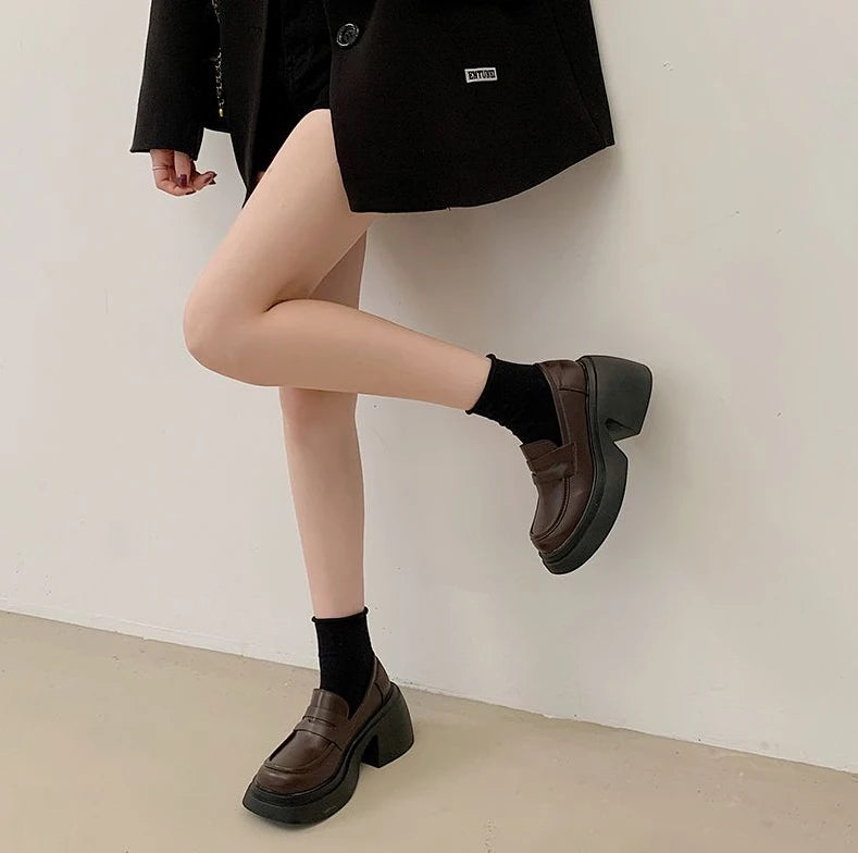 Ladies Pumps Evening Women's Shoes Luxury Leather Casual Cute Kawaii Platform Square Heels Round Toe Shoe Lastest High Quality E