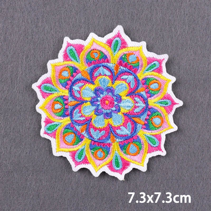 Mandala Iron On Patches For Clothes DIY Embroidery Applique Fusible Patch Ironing Stickers Letters Patch For Jacket Badge