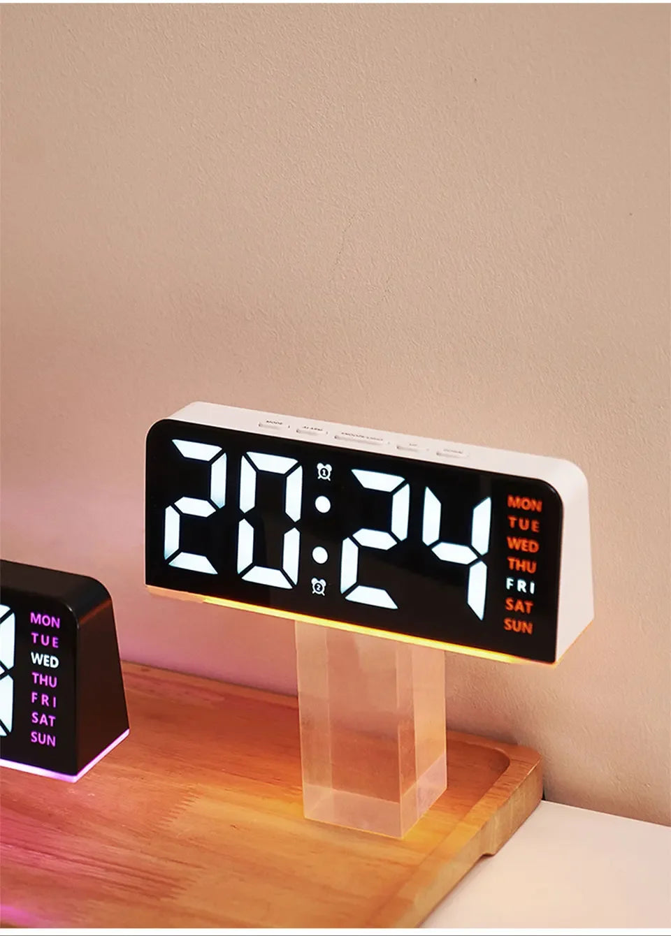 7'' LED Digital Alarm Clock Table Clock Three-Level Adjustable Brightness Dimmer/Dual Alarm/Temp/Date/Night Light for Bedrooms