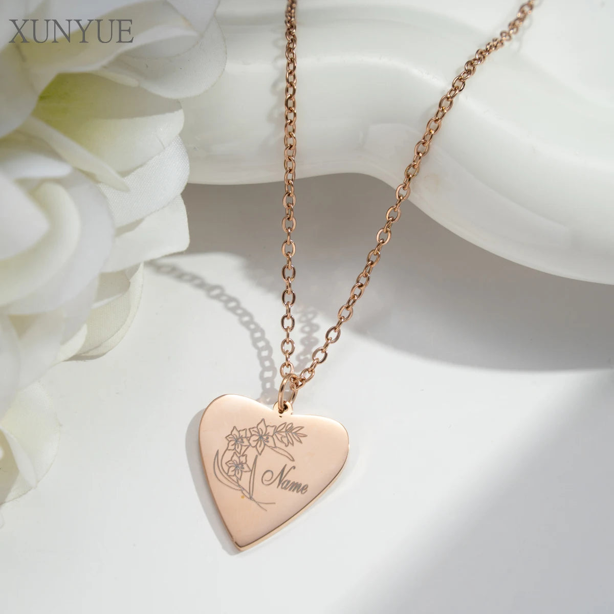 Customized  Heart Stainless Steel Necklace Creative DIY Engraving Name  Birthday Month Flower Pendant Personalized Accessories