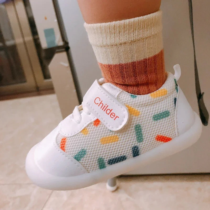 Boys/Girls Baby Walking Shoes 2025 Spring/Autumn New 0-2 Year Old Shoes Soft Sole Mesh Breathable Baby Shoe Nude Shoe Bebê أحذية
