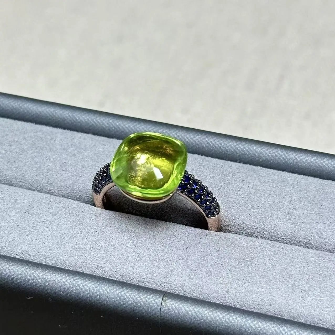 Flat Ring For Women Candy Color Crystal Ring Inlay Blue Zircon with Blackgun Plated Party Gift Fashion Jewelry For Women