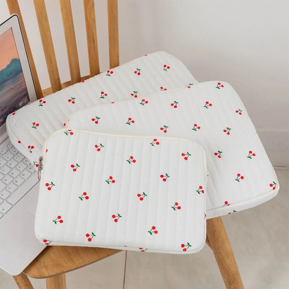 Flower Printed Laptop Sleeve Case Bag for Quilted Protective Laptop Case Computer Sleeve Clutches for 11-15 Inch Laptop Tablet