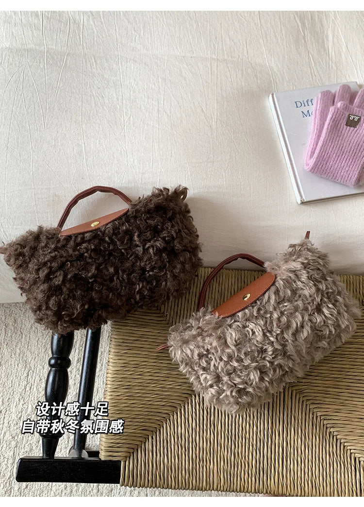 Luxury Women's Bags Plush Winter Shoulder Crossbody Fashion Trend Lightweight High Quality Dumpling Bags Lamb Fur Wings Handbags