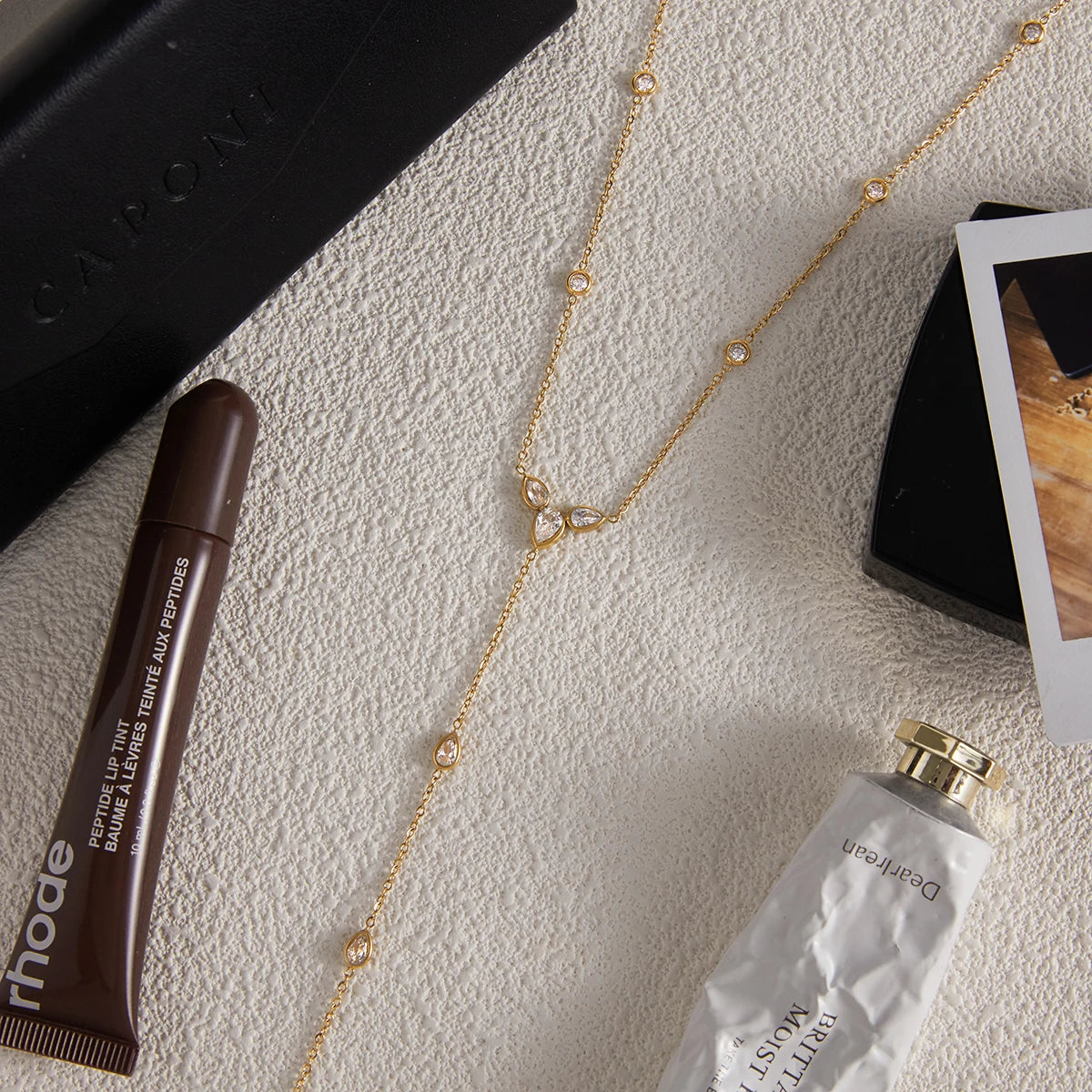 Uworld Simple Classic 18K Gold Color Plated Stainless Steel Water Droplet Shaped White Zircon Y-shaped Chain Stackable Chain Nec