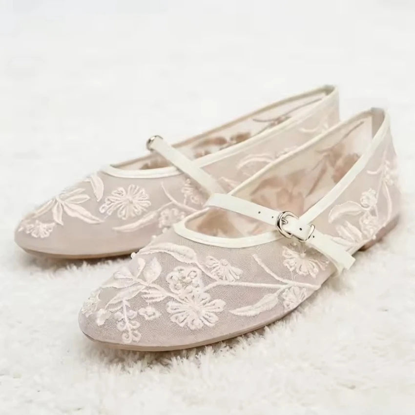 Women Design Embroidery Flowers Pearl Mesh Round Tor Buckle Strap Ballet Flats Loafers Ladies Mary Jane Shoes Woman Mules Sandal