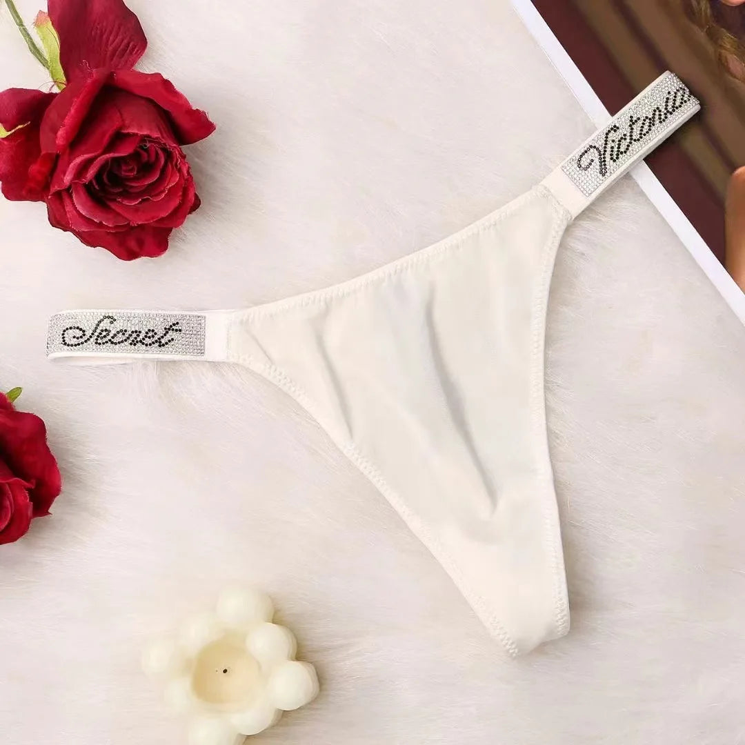 Fashion large size printed women's underwear comfortable rhinestone sexy underwear pink brand thong seamless t-pants metal chain