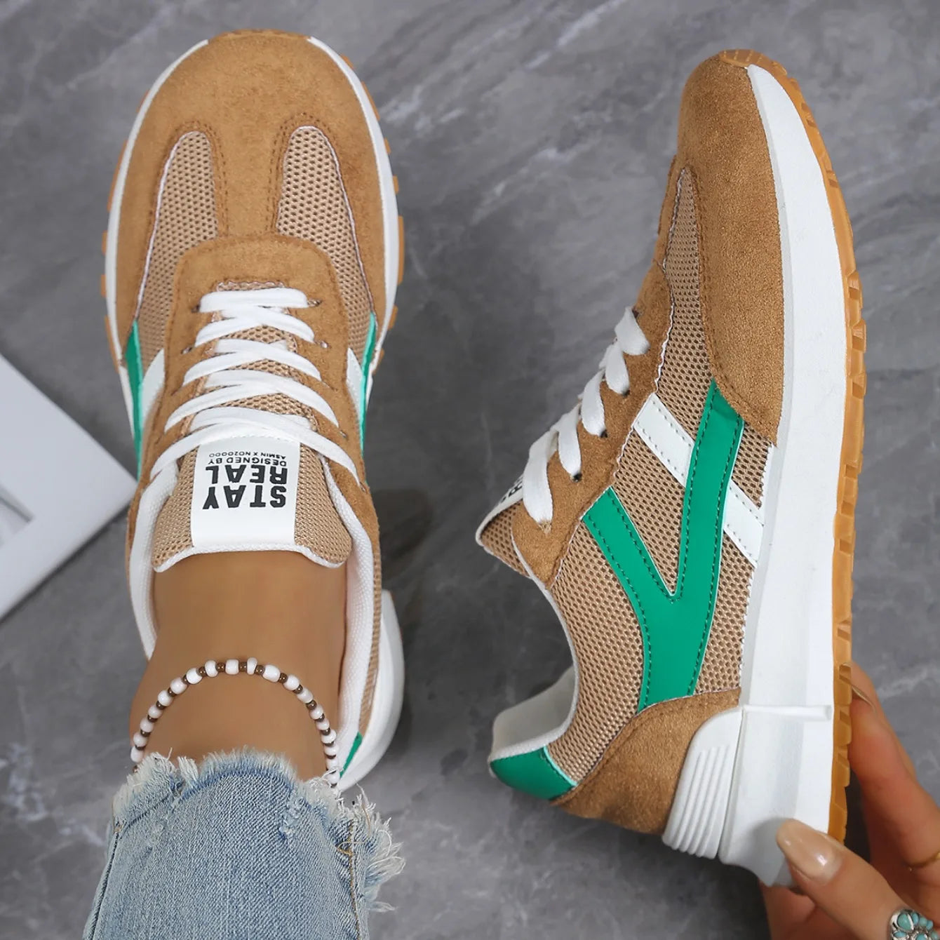 2026 New Women Sneakers Spring Autumn Casual Lace Up Designer Shoes Luxury Platform Loafers Anti Slip Comfort Female Sneakers