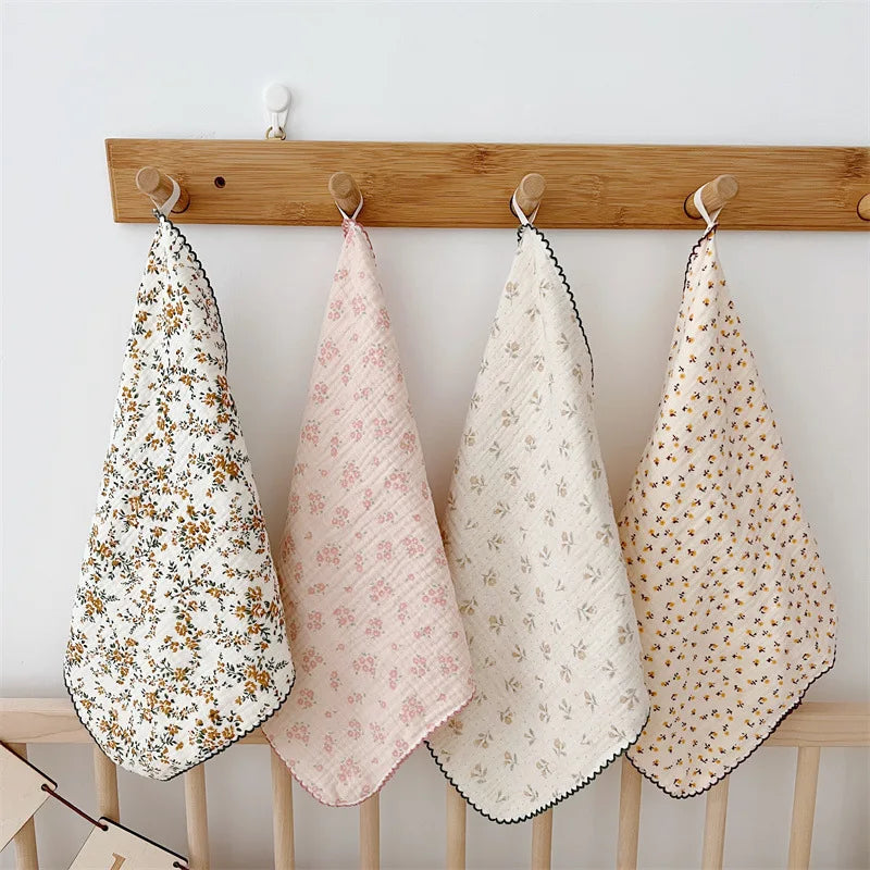 4Pcs Printing Towel Baby Face cloth Bath Towel Handkerchief Cotton Burp Cloth Soft Absorbent Gauze Kindergarten Washcloth 30cm