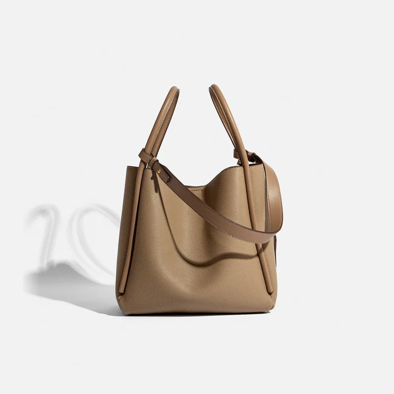 UKF Light Luxury Women's Handbag Niche Designer Single Shoulder Messenger Bag Stylish Accessory for Ladies