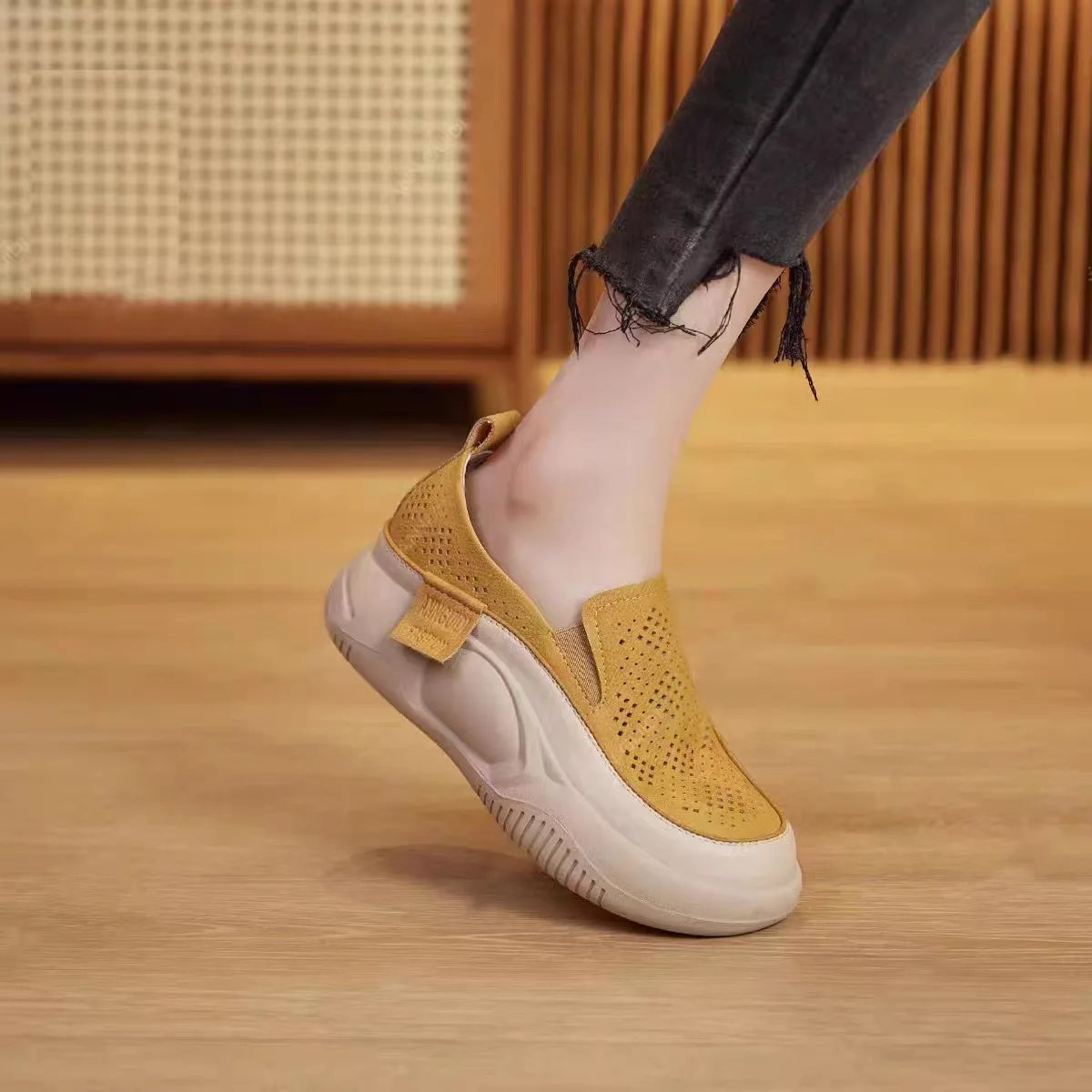 Ladies Shoes Summer New Women's Flat Shoes Comfortable Soft-soled Women's  Thick-soled Casual Slip-on Casual 2024