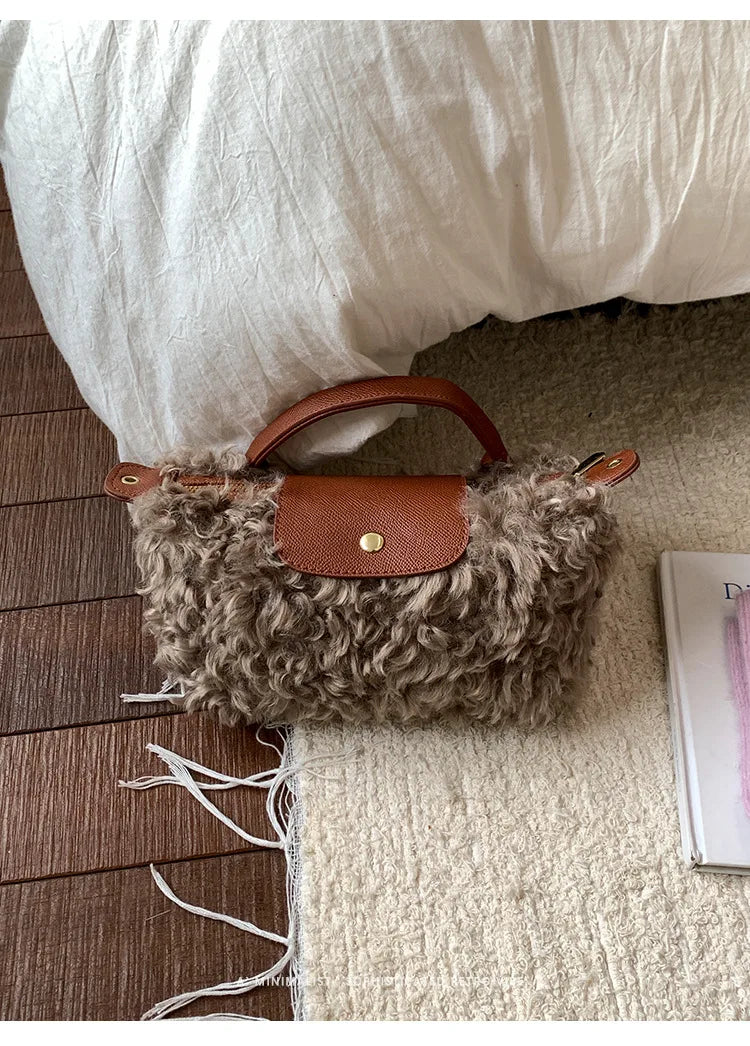 Luxury Women's Bags Plush Winter Shoulder Crossbody Fashion Trend Lightweight High Quality Dumpling Bags Lamb Fur Wings Handbags