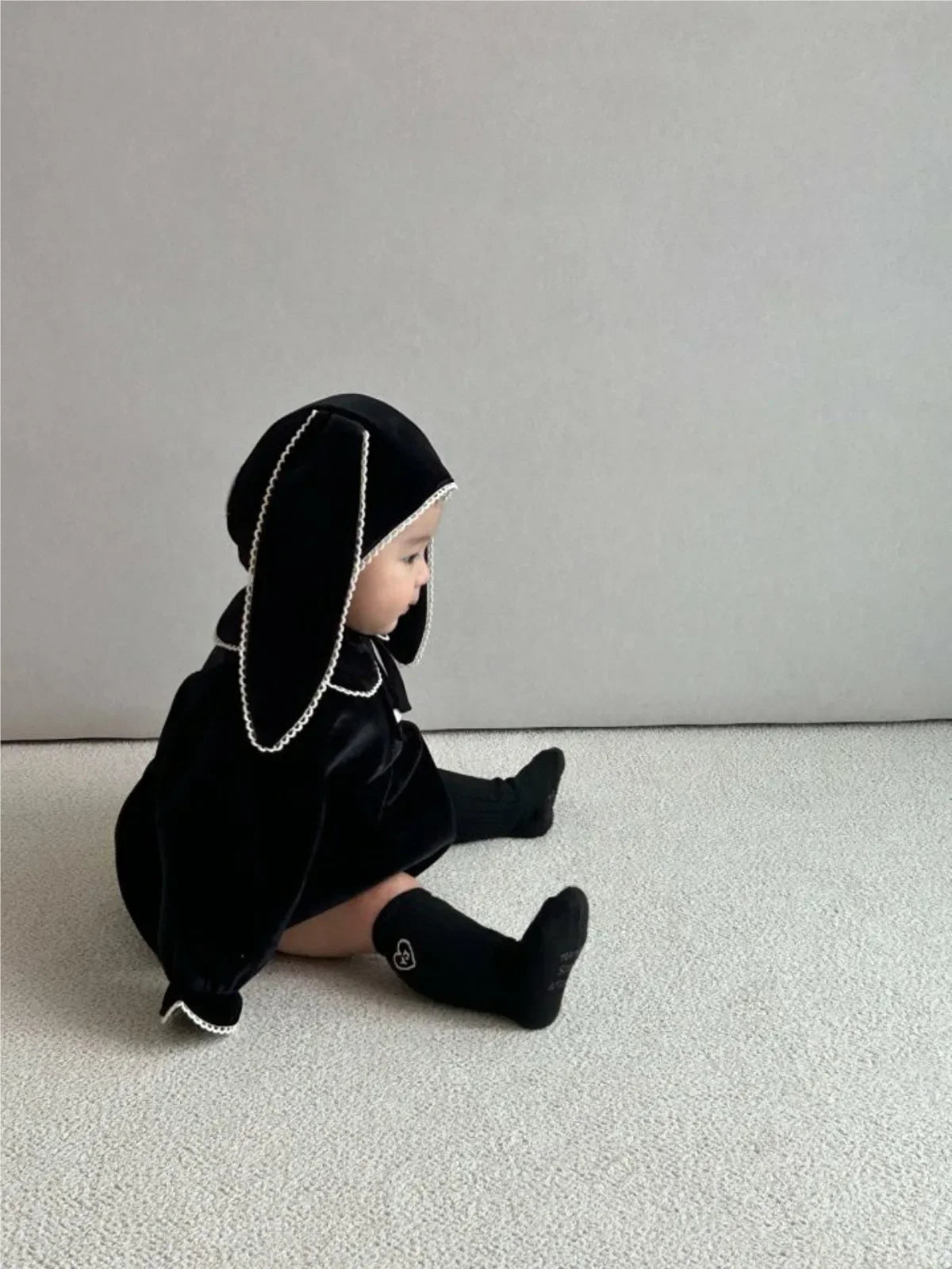 2025 Winter New Baby Girl Long Sleeve Warm Bodysuit + Cute Rabbit Hat 2pcs Set Toddler Girl Fleece Jumpsuit Infant Clothes