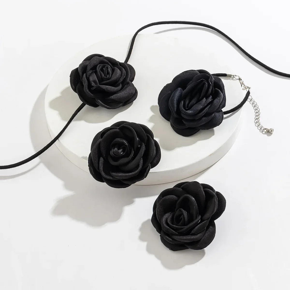 Women Adjustable Rope Choker Clavicle Chain Goth Y2K Romantic Rose Flower Necklace Bracelet Earrings Set
