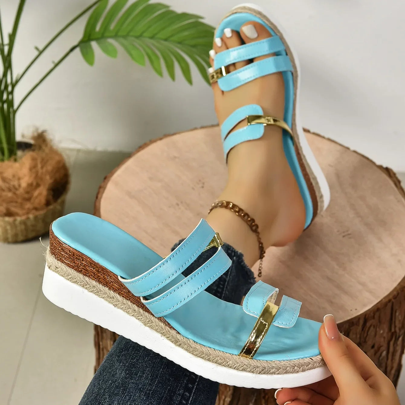 Women Wedge Slippers 2024 New Summer Platform Sandals Outdoor Beach Casual Shoes for Women Durable Luxury Slides Women