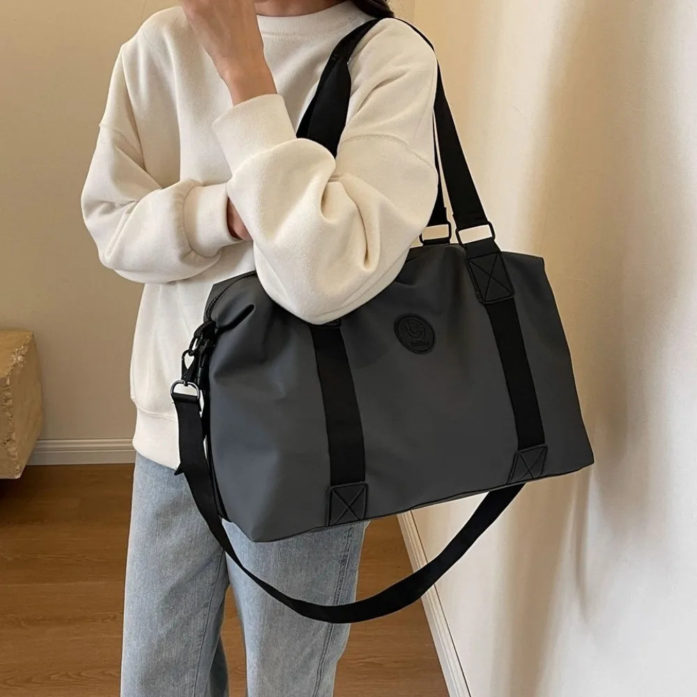 Large-Capacity Womens Travel Tote Bags Solid Color with Zipper Gym Fitness HandBag Overnight Bag Duffel Bag Sports Shoulder Pack