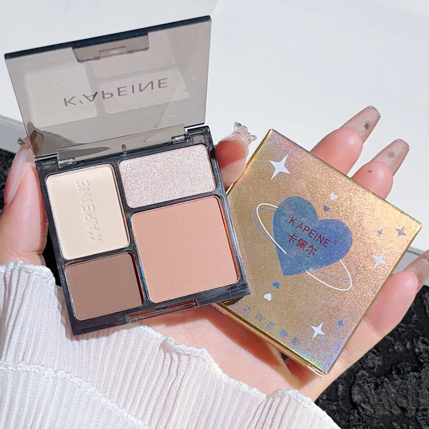 Four-color eyeshadow disc fine glitter pearlescent matte blue milk tea color mini eyeshadow student makeup