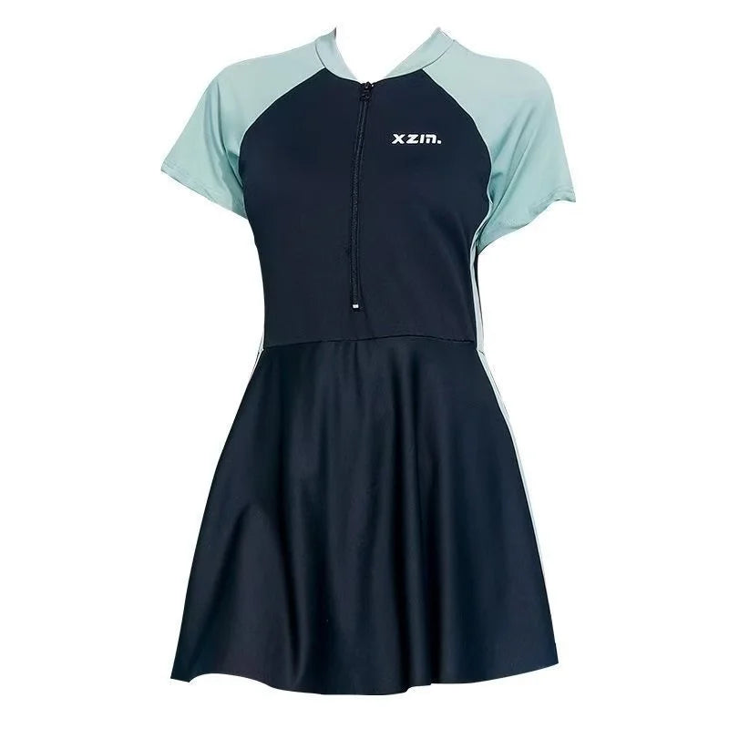 New plus-size one-piece swimsuit for women, casual swimwear, suitable for hot springs and sports.