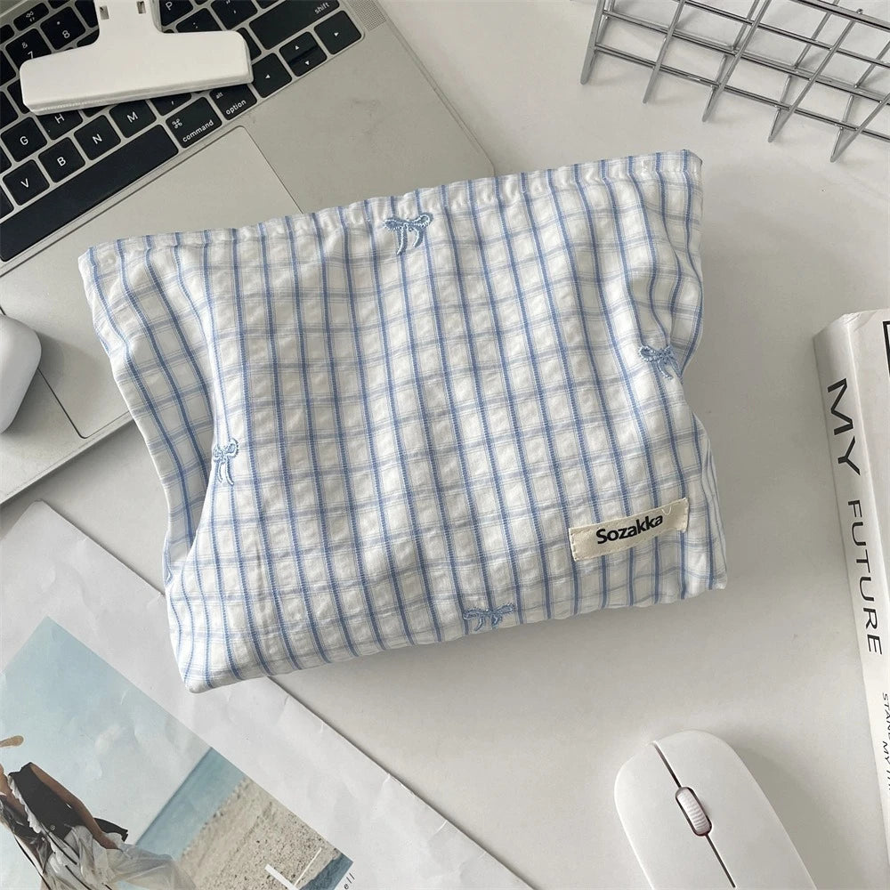 Blue Plaid Embroidery Floral Makeup Bag for Women Brush Lipstick Organizer Pouch Travel Cosmetic Storage Toiletry Wash Case Bag